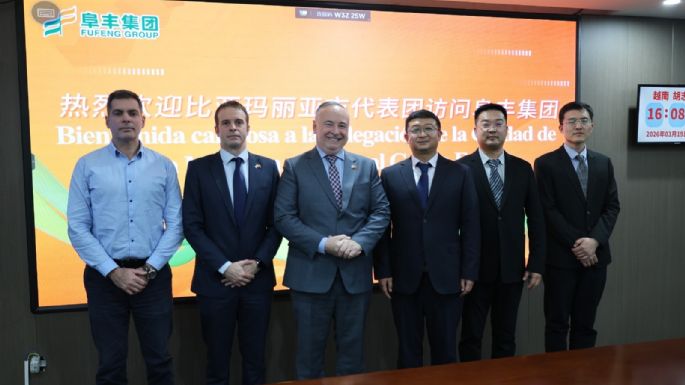 Accastello se reunió con una empresa que evalúa invertir en la ciudad