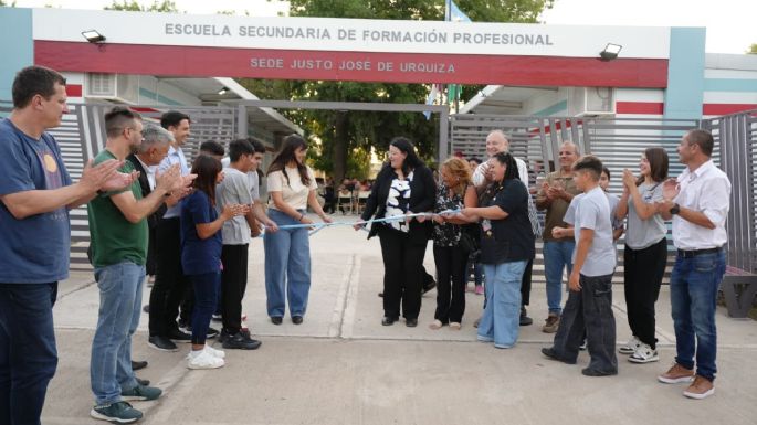 Inauguraron la ampliación de la secundaria Justo José de Urquiza