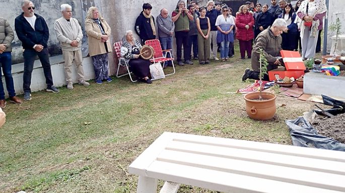 Sencilla y sentida ceremonia