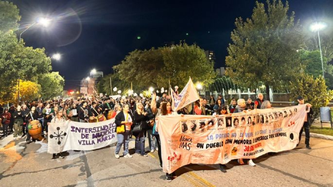 Marcha y vigilia por el Día de la Memoria en Villa María