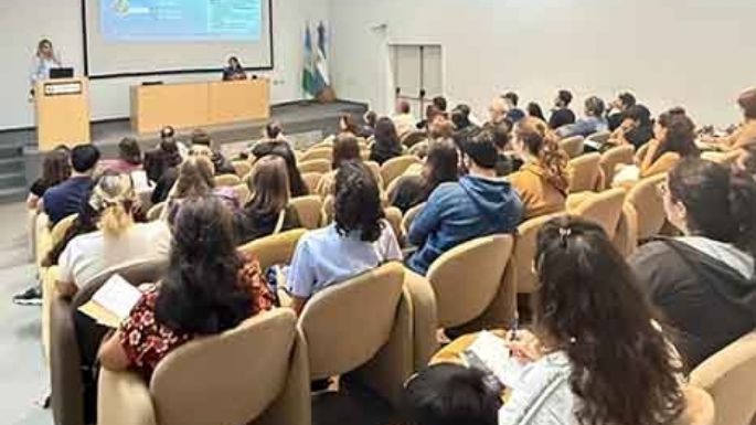 Otorgan 50 carnés para manipular alimentos