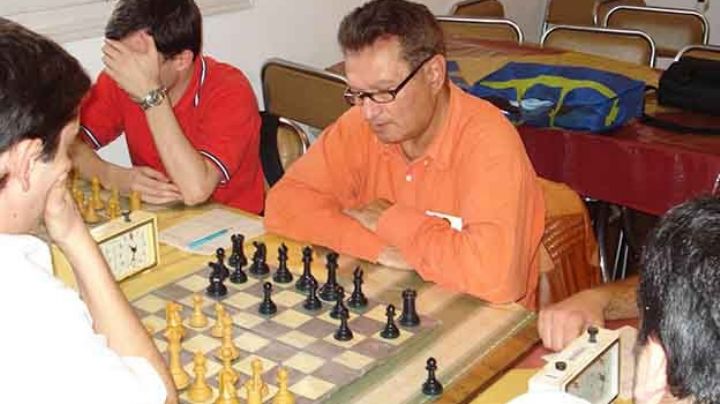 Llora el tablero, murió Aldo Calneggia