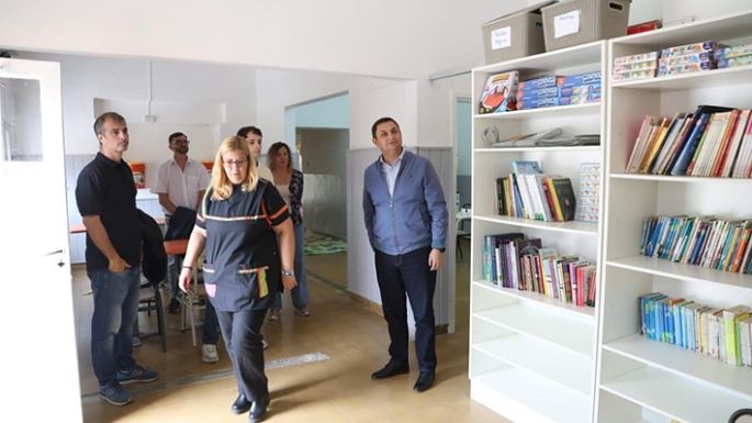 La Escuela Juana Manso tiene biblioteca y ludoteca