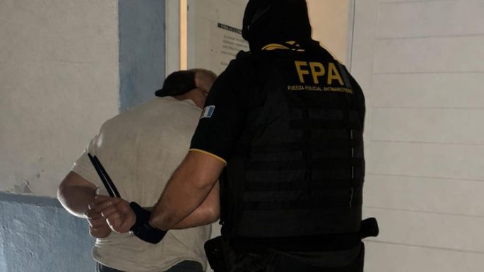 Detuvieron a un hombre que tenía en su poder dosis de cocaína