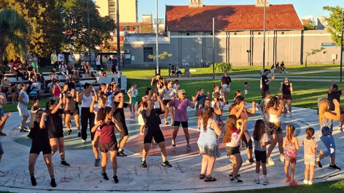 Bailar para desplegar las Alas