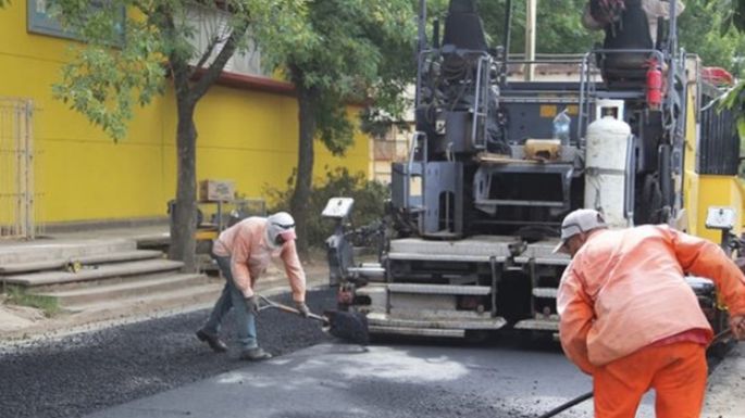 ¡Atención! Asfaltan en el microcentro