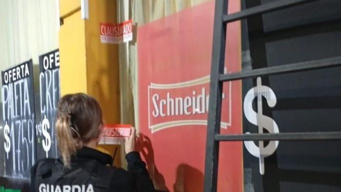 Clausuraron un comercio por venta de alcohol fuera de horario
