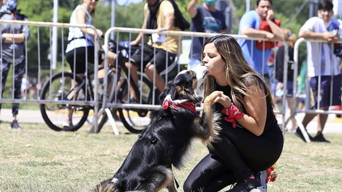 Fiorella y su perro Balto son mundiales