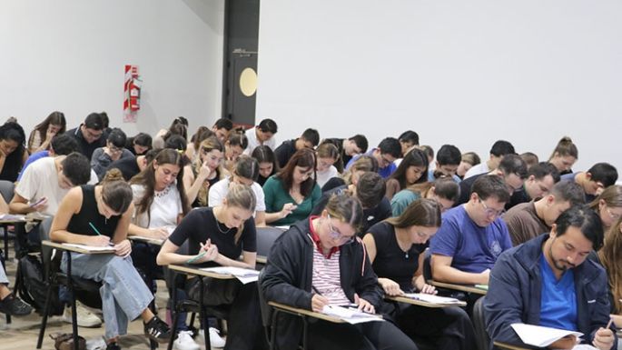 Más de 1.300 profesionales rindieron el examen único para las residencias