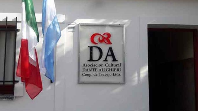 Sorteará 15 becas para aprender italiano en la Dante Alighieri