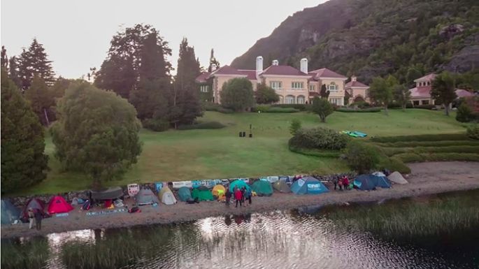 Lago Escondido, apreciado en París