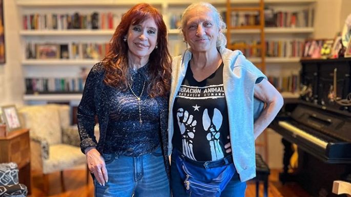 Una artista villamariense visitó a CFK
