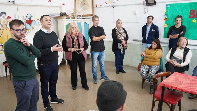 Jubilados ferroviarios renovaron su sede