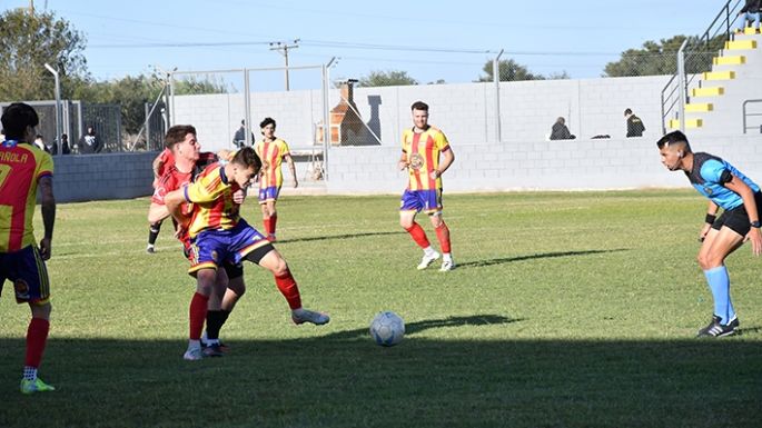 Española salvó su invicto en casa