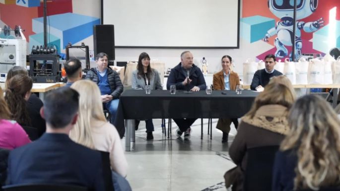 Estudiantes destacados de escuelas secundarias podrán acceder a becas de la Universidad Siglo 21