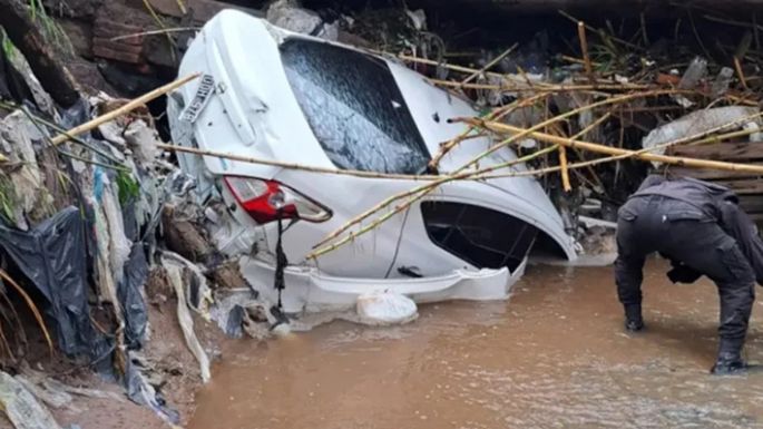 Crecidas de ríos, vados cortados y rutas anegadas