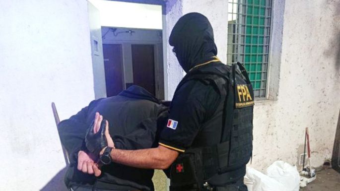 Arrestado con drogas en barrio Roque Sáenz Peña