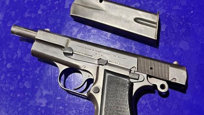 Un menor fue detenido con una pistola cargada