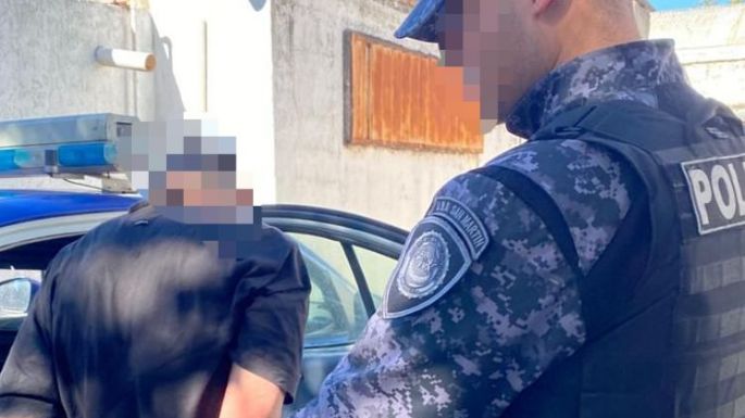 Una veintena de detenciones durante el finde: botellas de Coca y una antena, entre los casos