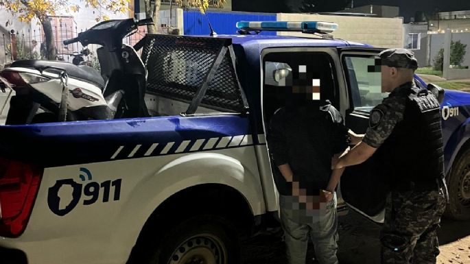 Una veintena de detenciones durante el finde: botellas de Coca y una antena, entre los casos