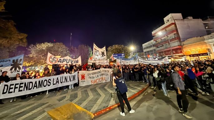 La comunidad universitaria exige que se cumpla la Ley de Financiamiento