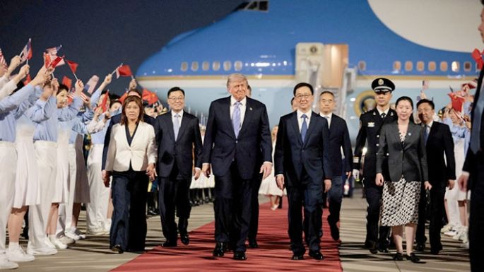 Trump aterrizó a los pies de Xi Jinping