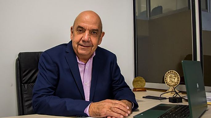 Con ideas para la reconstrucción