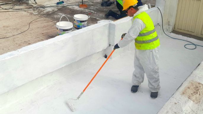 Avanzan obras de reparación e impermeabilización en más de diez escuelas