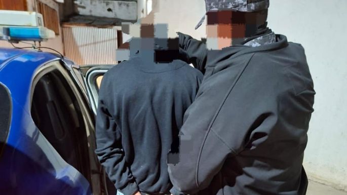 Dos detenidos por robar en un maxikiosco