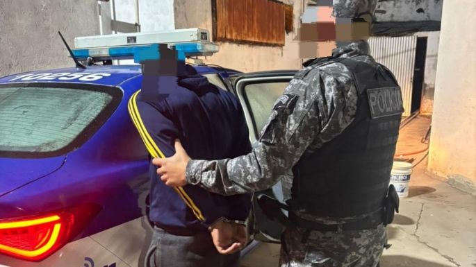 Dos detenidos por robar en un maxikiosco