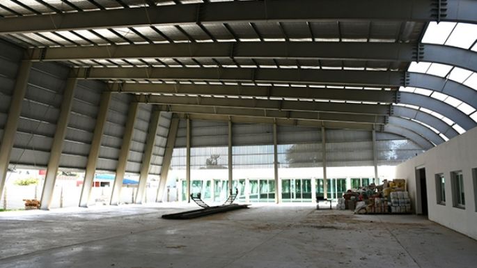 Avanza una megaobra