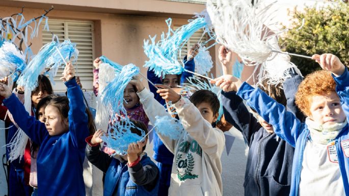 Celebraron el Día de la Escarapela con más de 200 niños