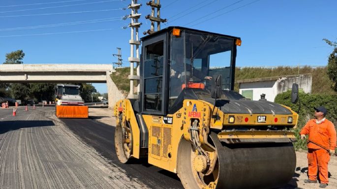 Avanza el plan de pavimentación en barrio Carlos Pellegrini y avenida Savio