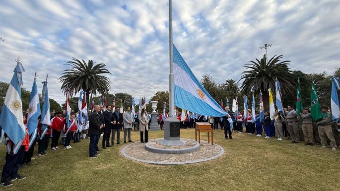 Accastello: “La Patria se construye con paz social”