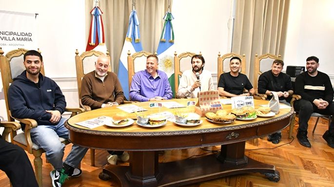 A comer hamburguesa
