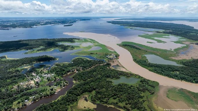 Reactivan las perforaciones petroleras en el Amazonas