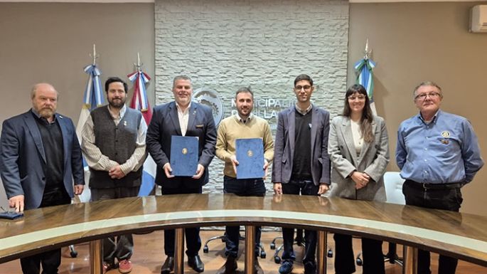 Firmaron un acuerdo la Municipalidad y el Rotary