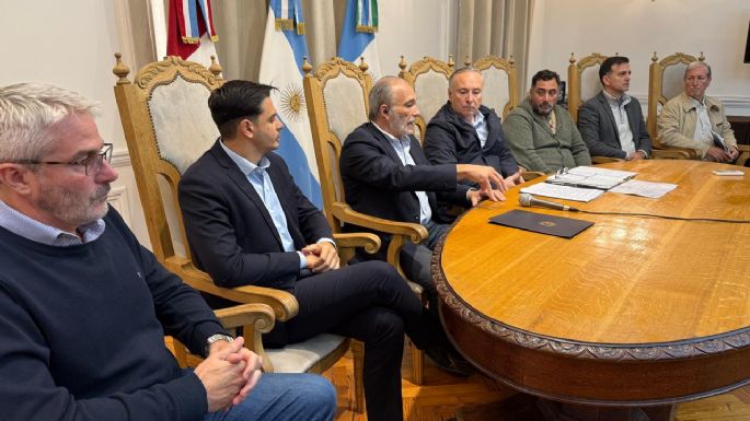 Con ministro provincial, Accastello trabajó una agenda de obras viales e infraestructura básica