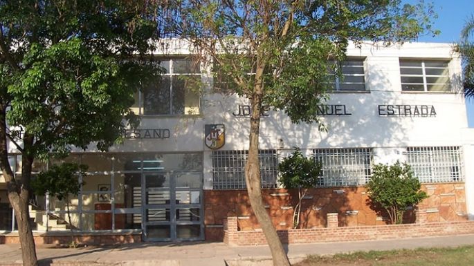 Una pintada en un colegio puso en alerta a comunidad