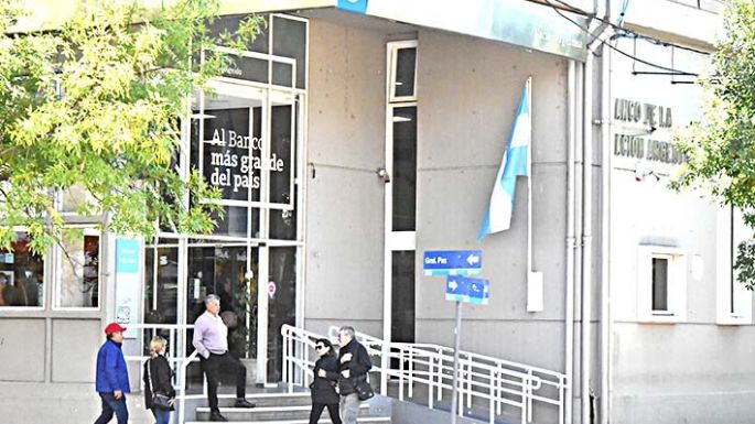 Paro en el Central y el Hipotecario