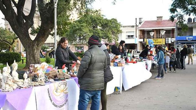 La plaza se colmó de emprendedores