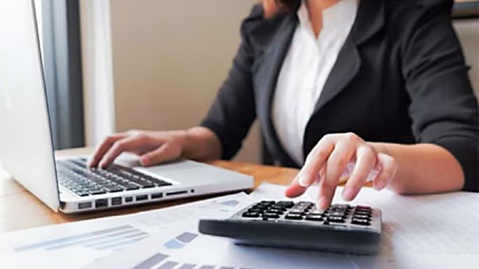 La IA y los números: ¿Aliada o amenaza para profesionales?