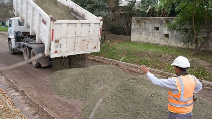 Trabajan en Barrancas del Río