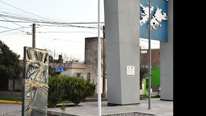 Inaugurarán un nuevo tótem en el Monumento a Malvinas