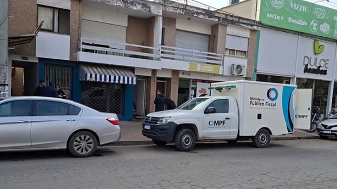 Se intoxicó con monóxido de carbono y lo hallaron muerto
