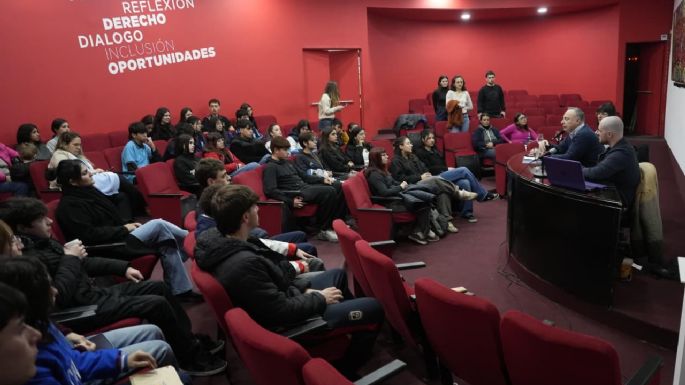 Estudiantes secundarios conformaron un espacio de participación para debatir problemáticas educativa