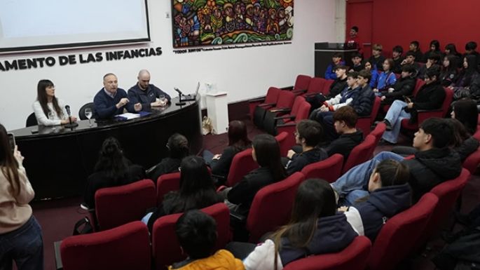 Primera CLE con estudiantes