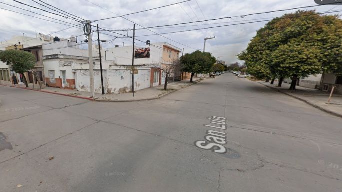 Chocó a una embarazada y se retiró del lugar