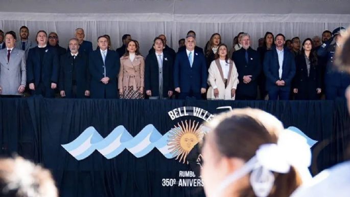 Llaryora pidió por una “Argentina unida”