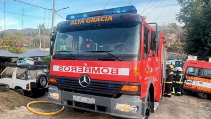 Murió un joven de 19 años tras quemarse una habitación